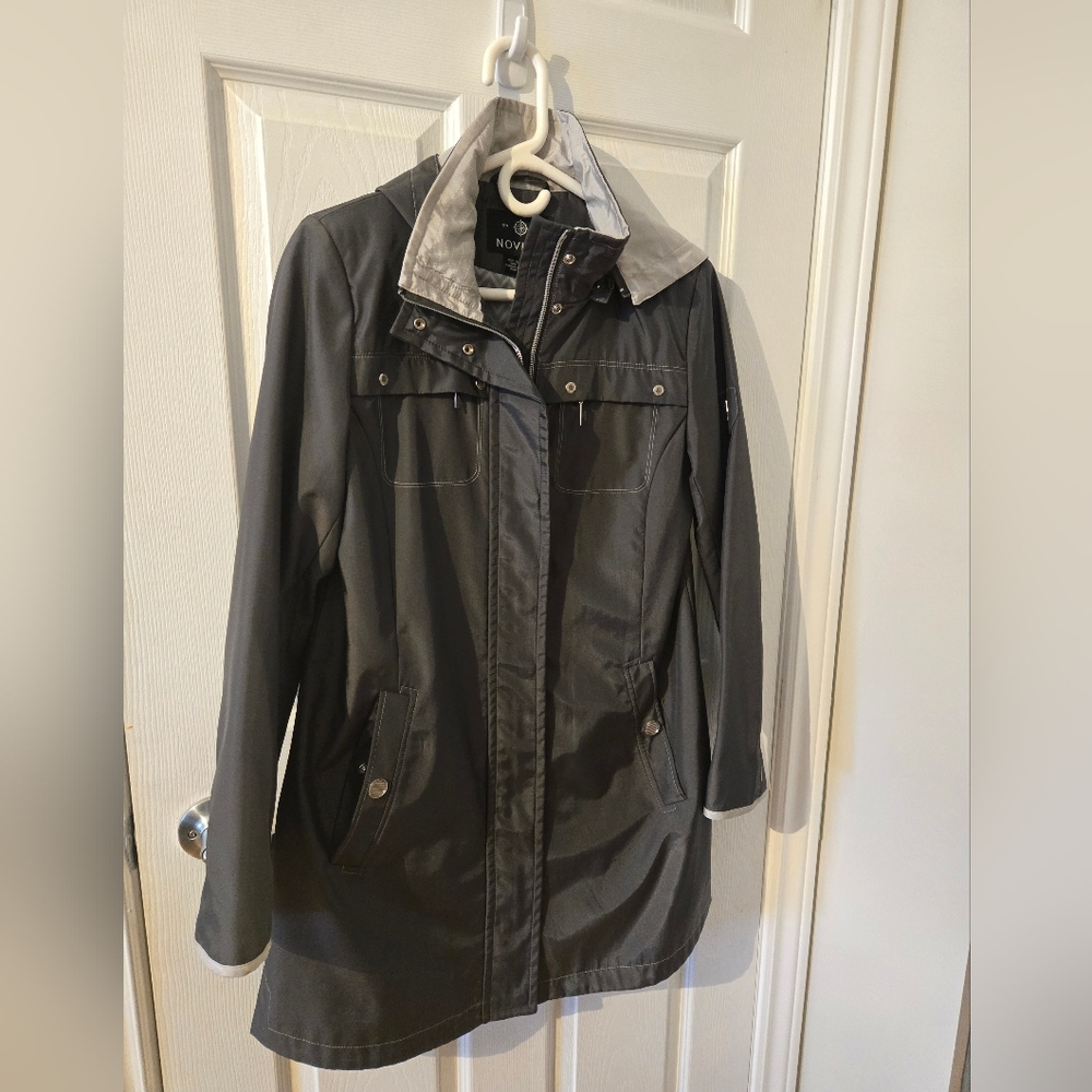Ladies coat, 3 season